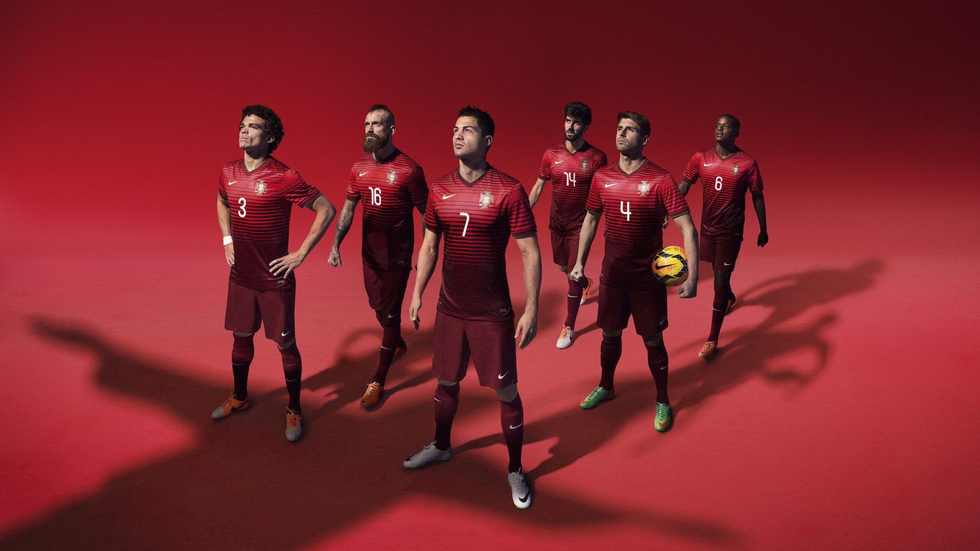 博卡高空球战术失效,拜仁后防稳定,博卡的主场名称是什么